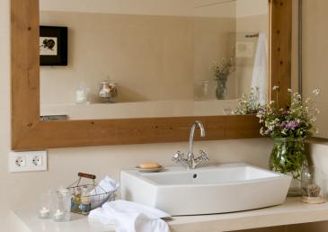 Bany amb amenities ecològiques