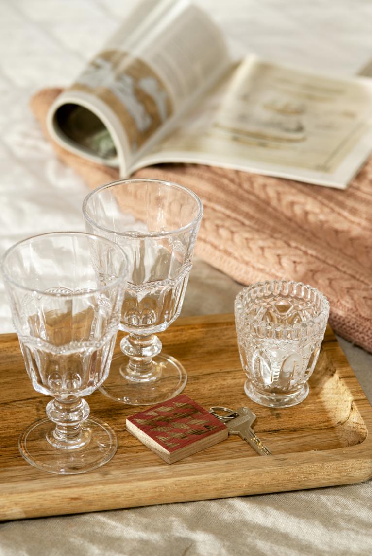 Romantic details of the Fire Suite